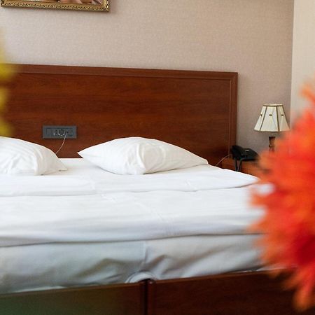 Park Avenue Hotel Jereván Kültér fotó