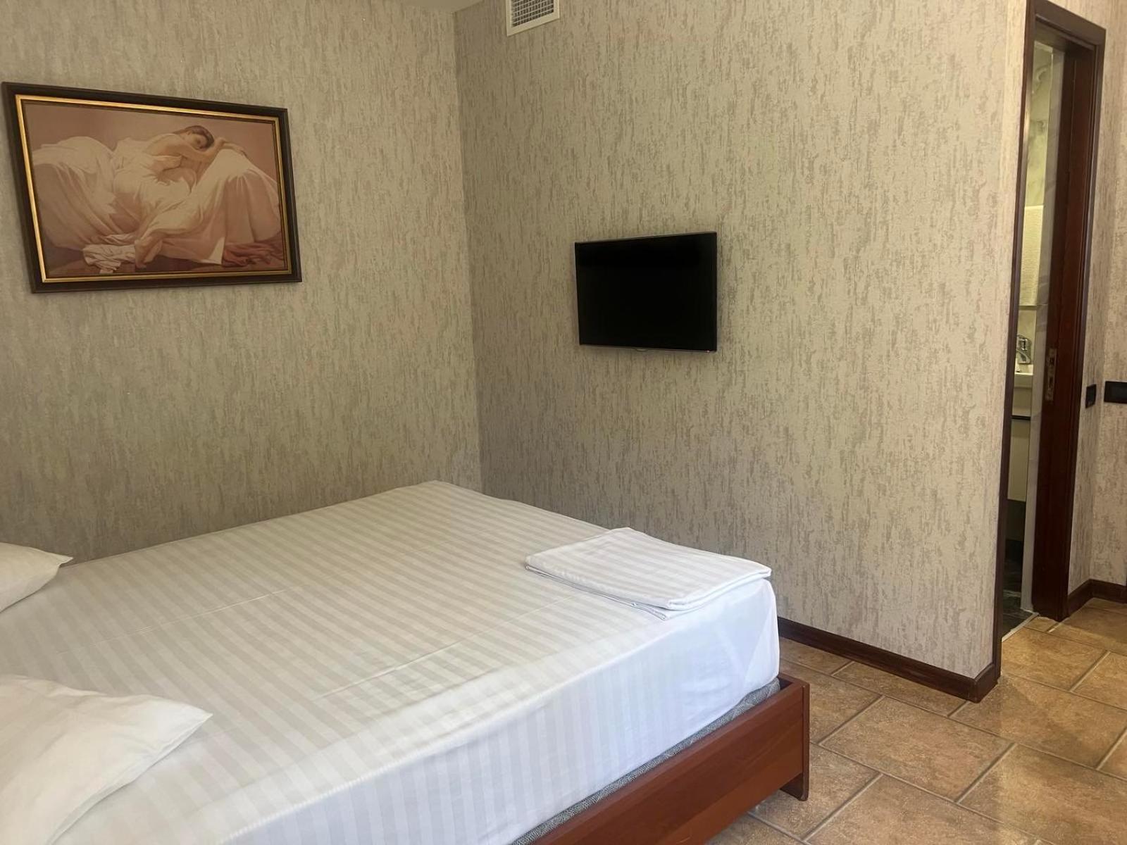 Park Avenue Hotel Jereván Kültér fotó