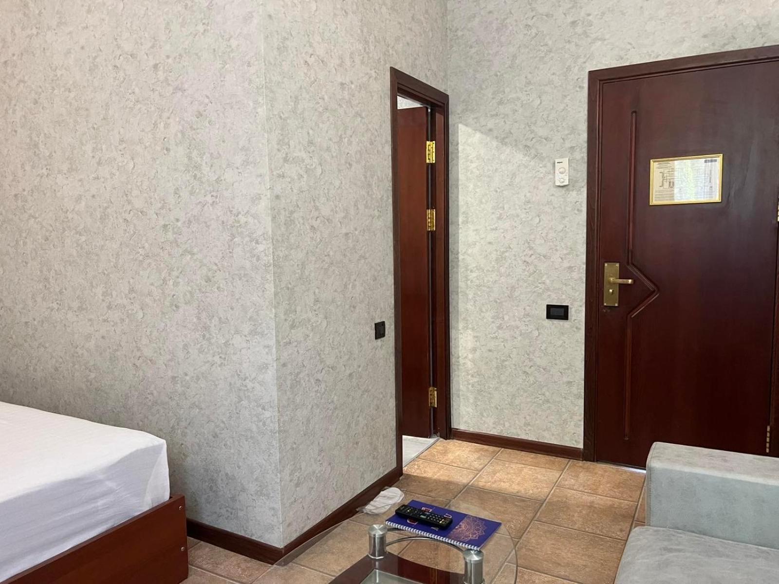 Park Avenue Hotel Jereván Kültér fotó