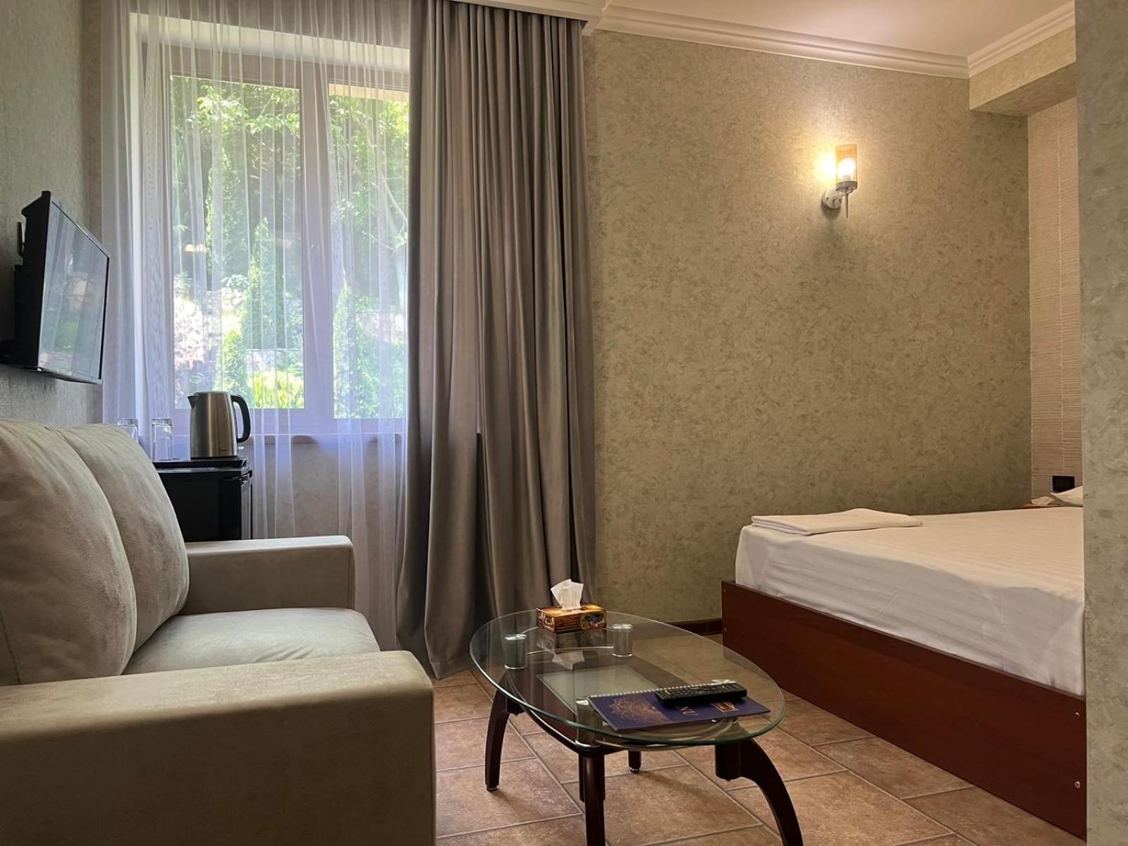 Park Avenue Hotel Jereván Kültér fotó