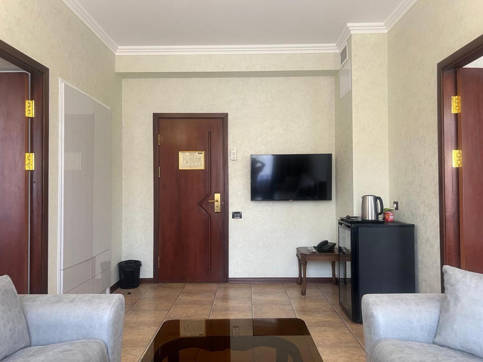 Park Avenue Hotel Jereván Kültér fotó