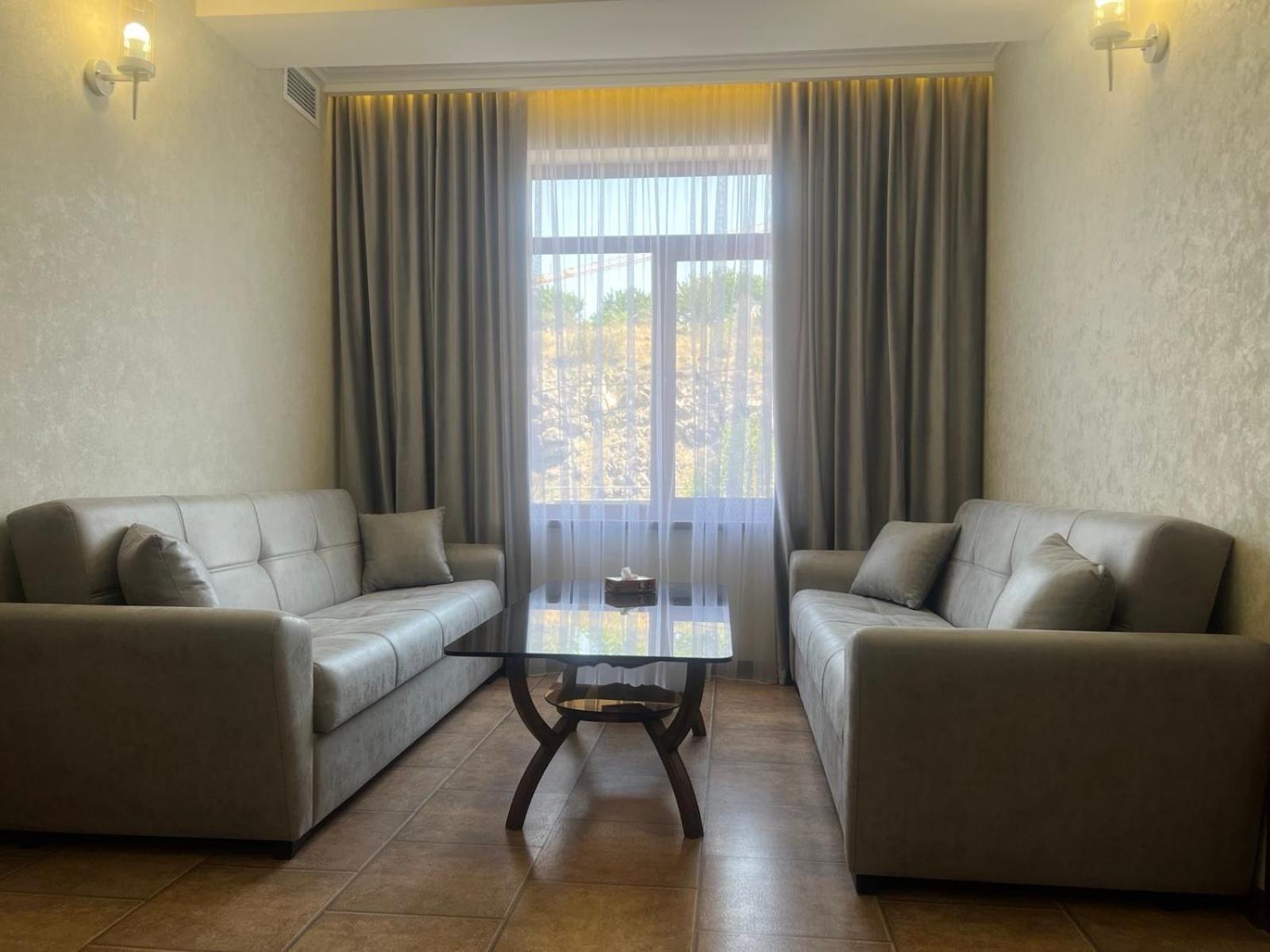 Park Avenue Hotel Jereván Kültér fotó