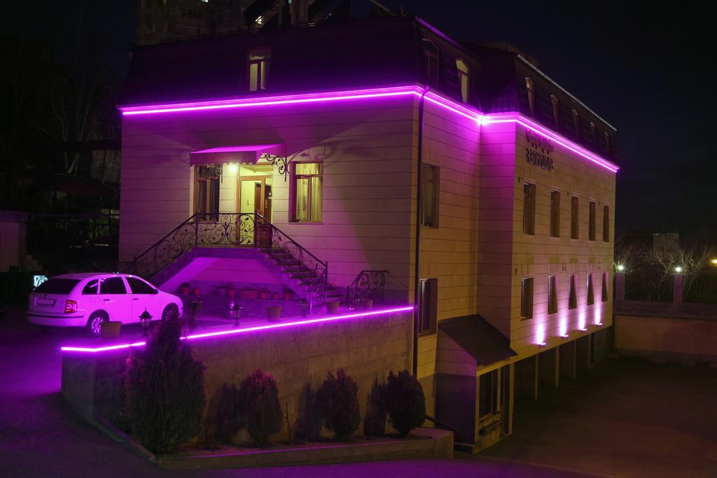 Park Avenue Hotel Jereván Kültér fotó